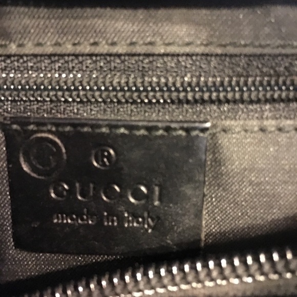 Lovely GUCCI Handbag - Picture 4 of 6